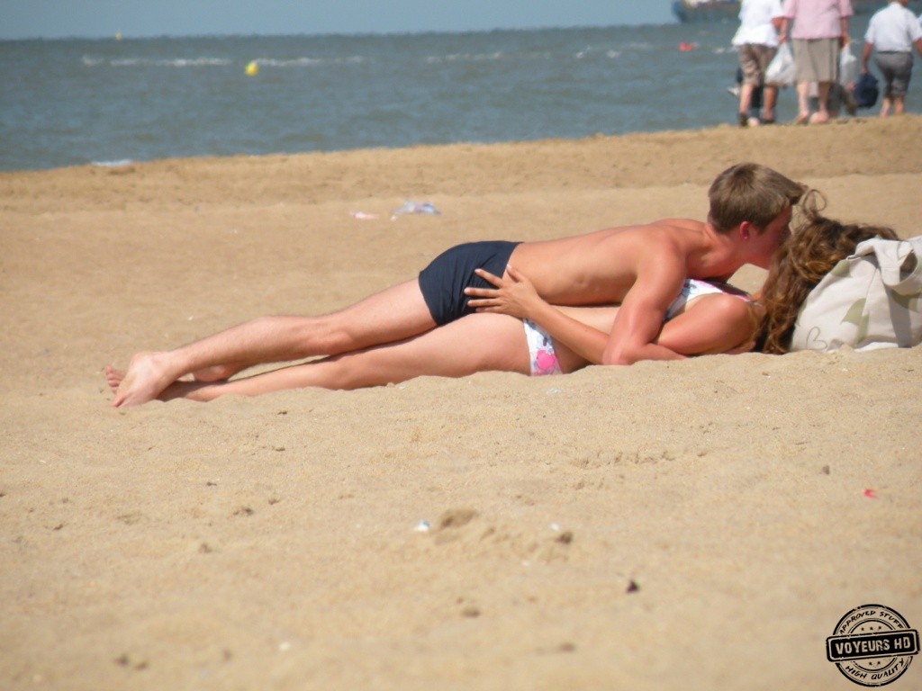Couple Fucking On A Beach - Couples Fucking At Beach | Sex Pictures Pass