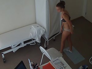 Caught Naked Office - Hidden cam caught naked teen in doctor's office - Voyeurs HD
