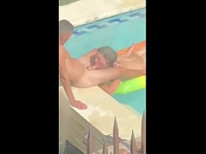 300px x 225px - Neighbors having sex in their private swimming pool - Voyeurs HD