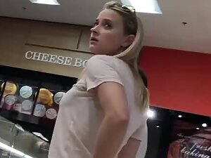 Perky ass of a hot blonde in the supermarket